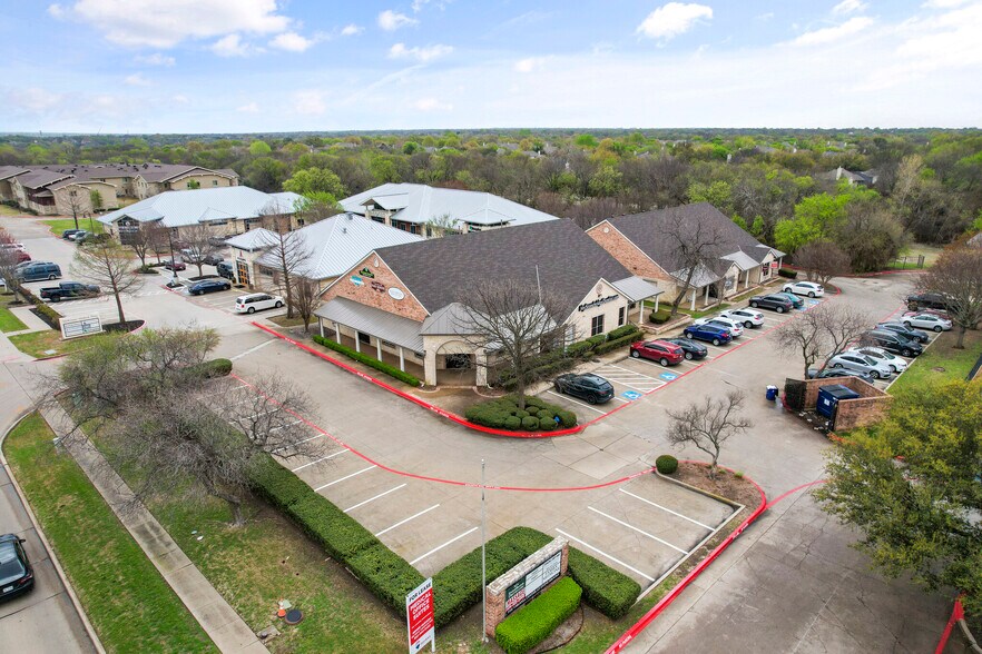 Primary Photo Of 5601-5605 Virginia Pky, McKinney Medical For Sale