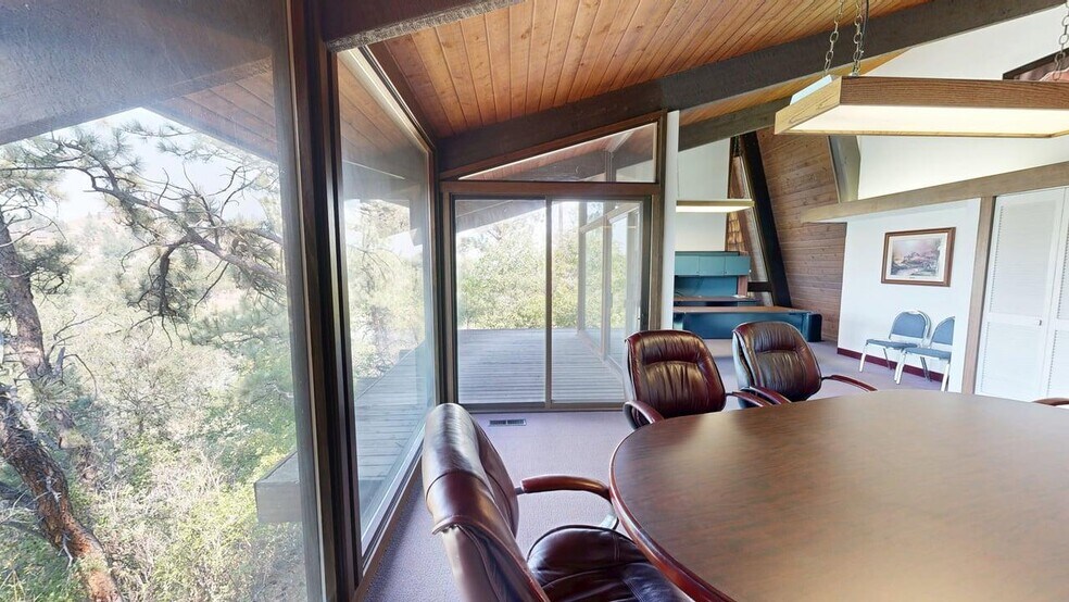 More Photos Of 11 E Airport Rd, Billings Office For Sale