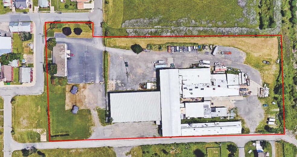 Primary Photo Of 400 Ingham Ave, Blasdell Light Distribution For Lease