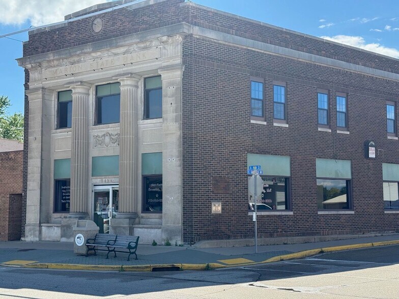 More Photos Of 125 N Main St, Marion Storefront Retail Residential For Sale