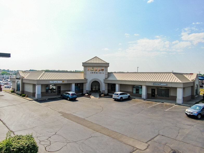 Primary Photo Of 3643 E Main St, Richmond Storefront For Lease