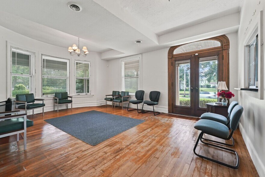 More Photos Of 1311 Union St, Schenectady Office For Sale