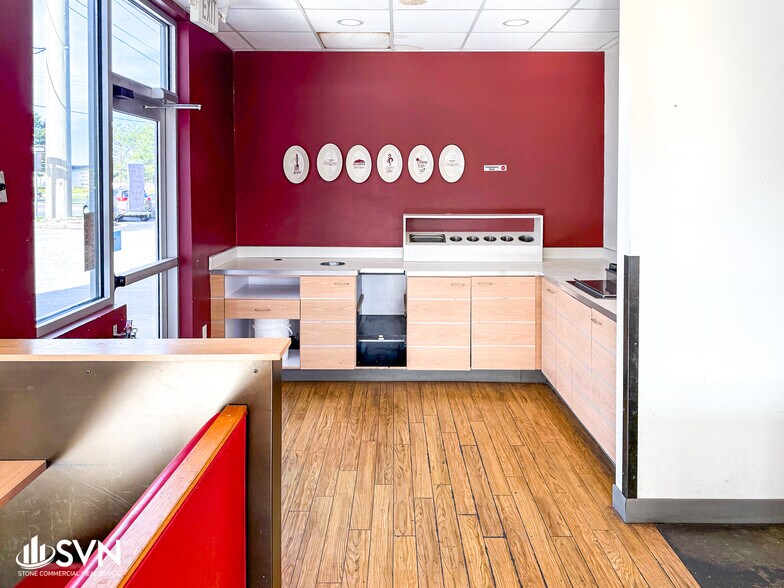 More Photos Of 638 Chestnut St, Berea Freestanding For Sale