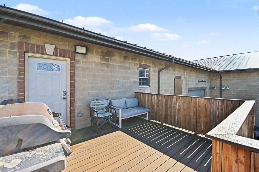 More Photos Of 12531 W Horseshoe Dr, New Lenox Warehouse For Sale