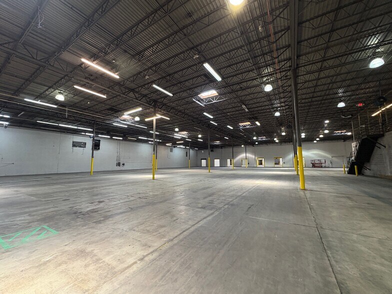 More Photos Of 4820 N Church Ln SE, Atlanta Warehouse For Lease