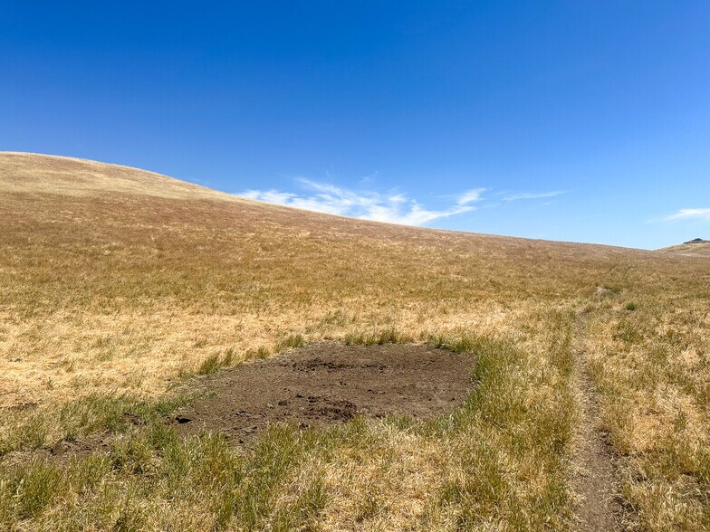 More Photos Of 320.00 +/- Acres of Grazing Land, Mc Farland Land For Sale