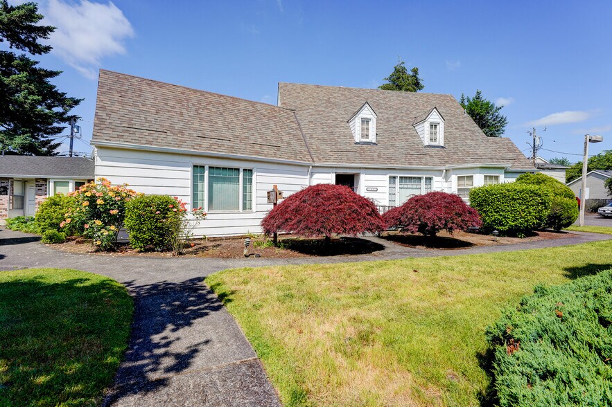 More Photos Of 1397-1407 SE 130th Ave, Portland Apartments For Sale