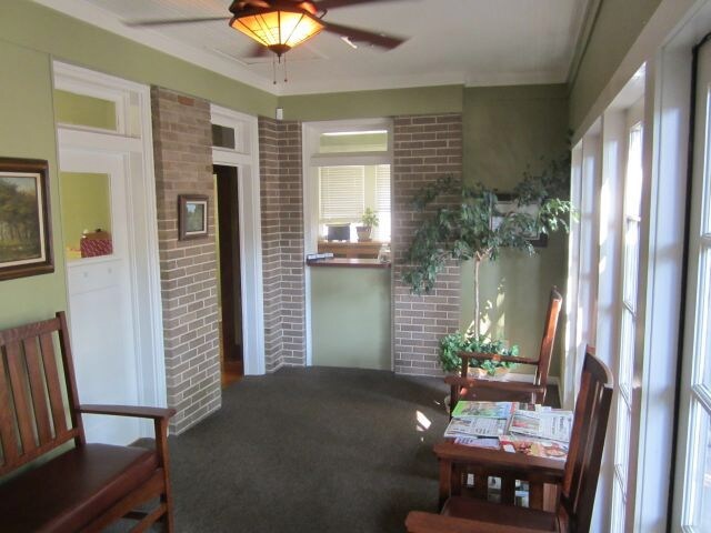 More Photos Of 524 S Seguin Ave, New Braunfels Office For Lease