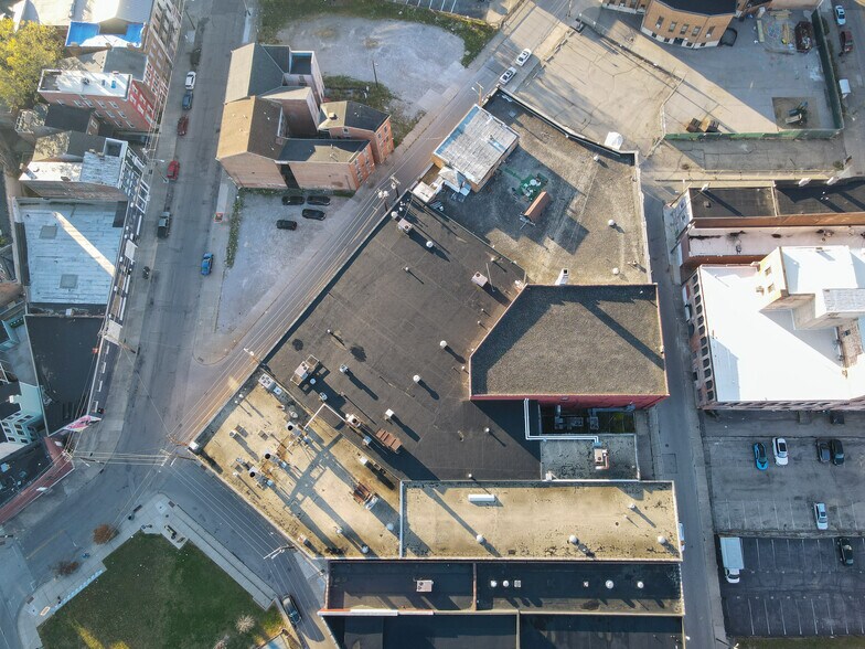 More Photos Of 1612-1616 Moore St, Cincinnati Manufacturing For Lease