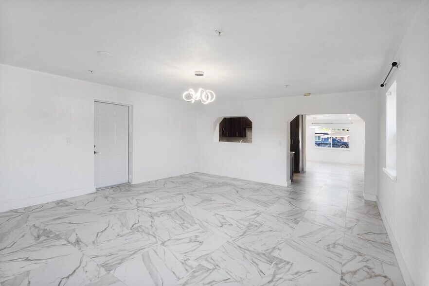 More Photos Of 1510 SW 68th Ter, North Lauderdale Healthcare For Sale