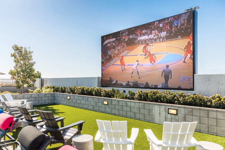 More Photos Of 1365 McCandless Dr, Milpitas Multifamily For Sale