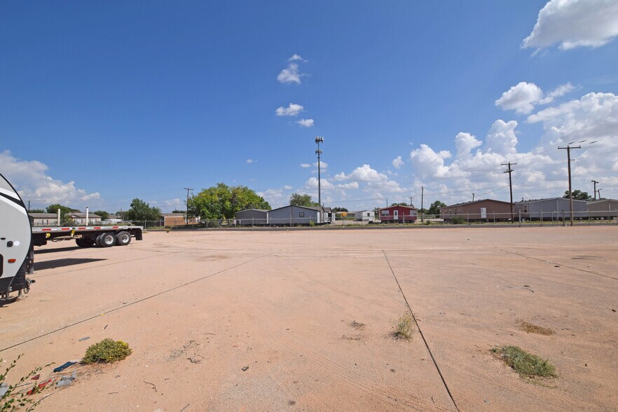 More Photos Of 4810 Andrews Hwy, Odessa Warehouse For Sale