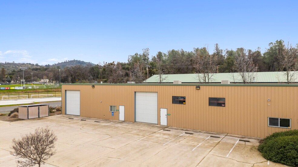 More Photos Of 18490 Striker Ct, Sonora Warehouse For Sale