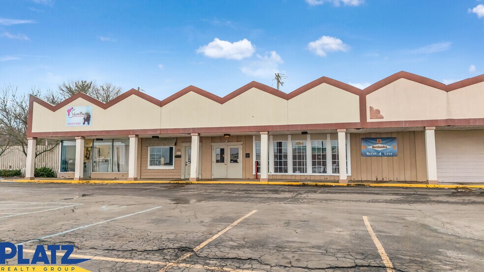 More Photos Of 1716-1728 S Raccoon Rd, Austintown Freestanding For Sale