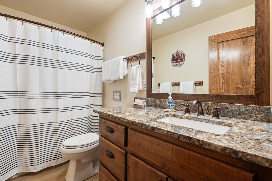 More Photos Of 1845 Hodgson Rd, Whitefish Hotel For Sale