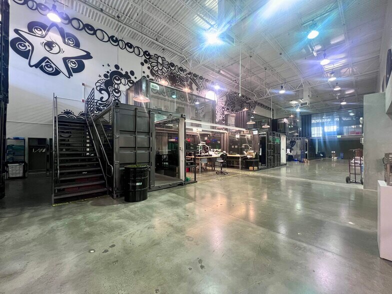 More Photos Of 7620 NW 25th St, Miami Distribution For Lease