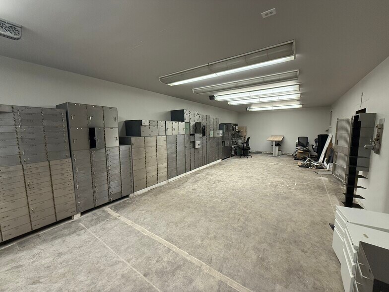 More Photos Of 1320 Yuba St, Redding Office For Lease