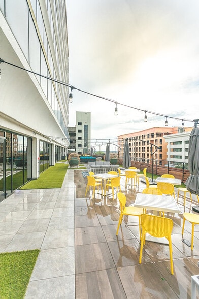 More Photos Of 1122 Lady St, Columbia Coworking Space