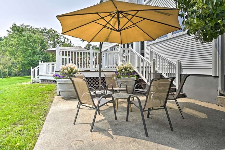 More Photos Of 106 Bowman Rd, Wisconsin Dells Hospitality For Sale