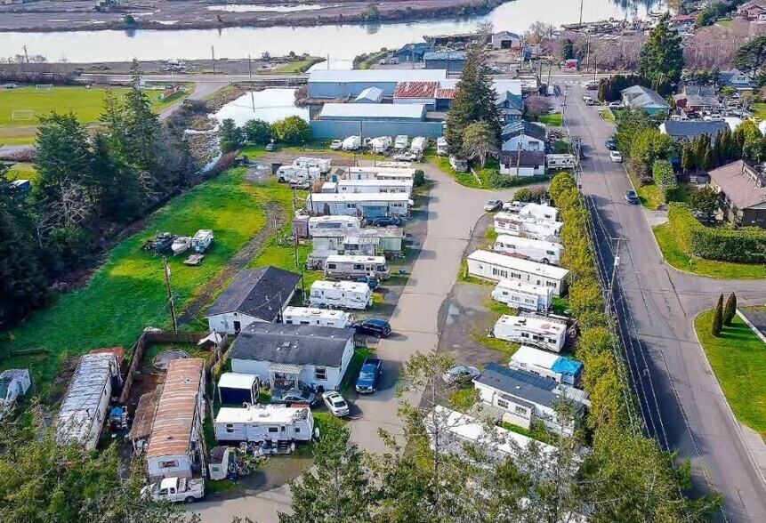 More Photos Of 1081 Davis Cir, Thomson Manufactured Housing Mobile Home Park For Sale