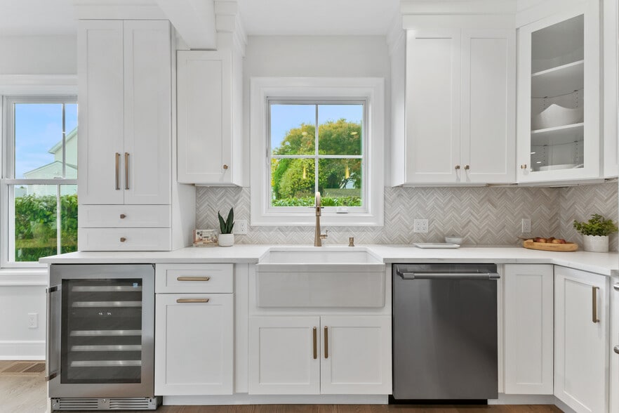 More Photos Of 151 Hamilton Ave, Greenwich Multifamily For Sale