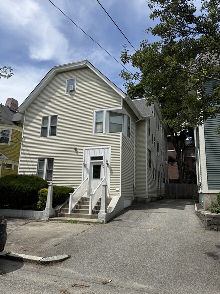 Primary Photo Of 244 Bowen St, Providence Apartments For Sale