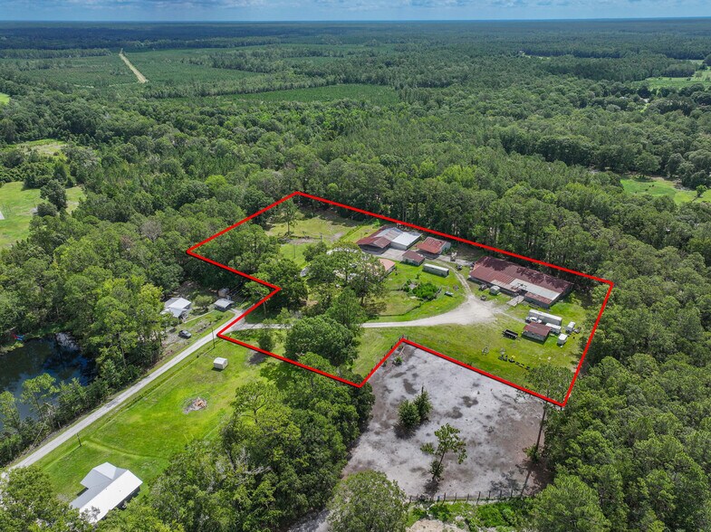 More Photos Of 2856 NE 187th St, Starke Manufacturing For Sale