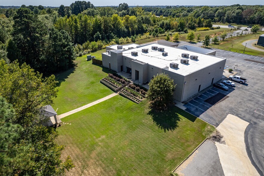 More Photos Of 3700 Judson Rd, Longview Restaurant For Sale