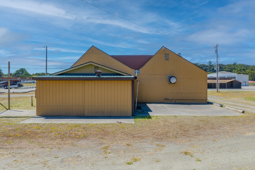 More Photos Of 1455 Oregon ave, Bandon General Retail For Sale