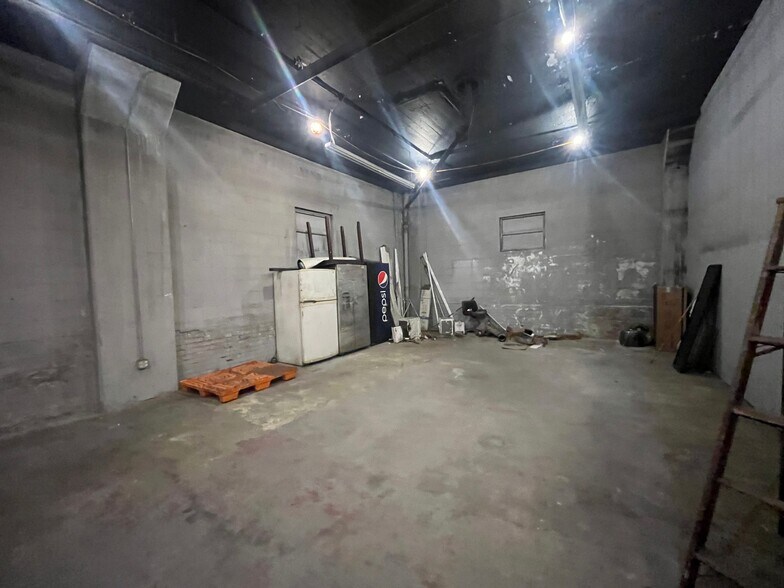 More Photos Of 5351 Lancaster Ave, Philadelphia Flex For Sale