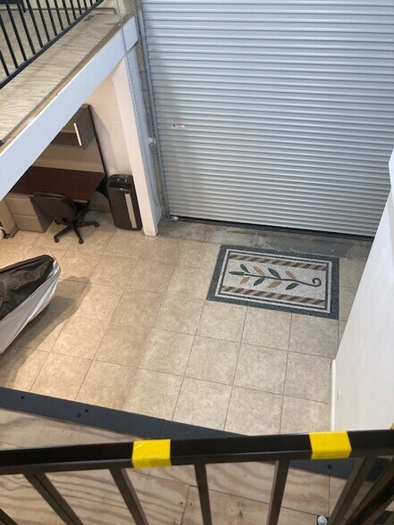 More Photos Of 4848 Colt St, Ventura Manufacturing For Sale