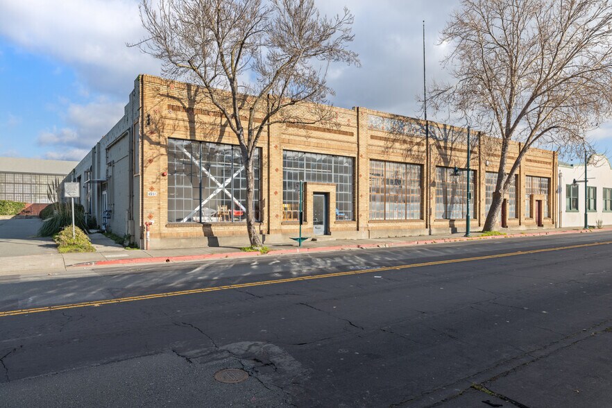 More Photos Of 4512-4514 Hollis St, Emeryville Warehouse For Lease