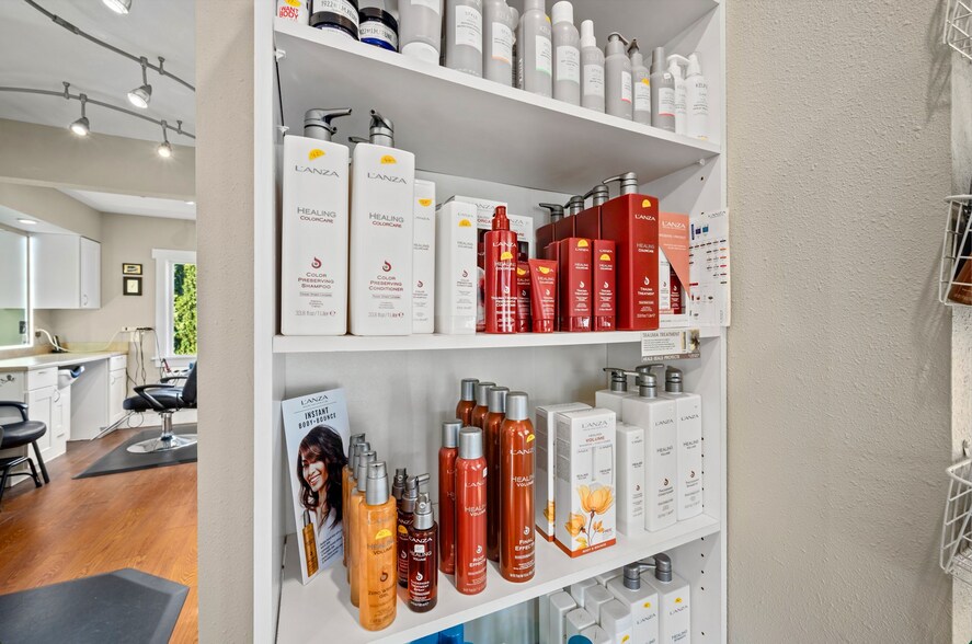 More Photos Of 401 N Stephen St, Clark Fork Storefront Retail Residential For Sale