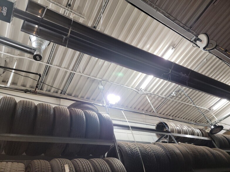 More Photos Of 2330 S Dort Hwy, Flint General Retail For Sale