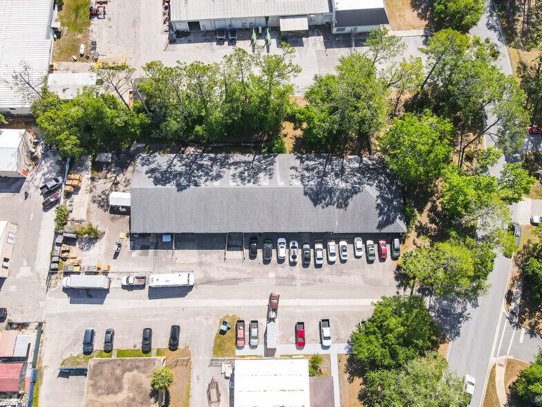 More Photos Of 2300 NW 71st Pl, Gainesville Warehouse For Lease