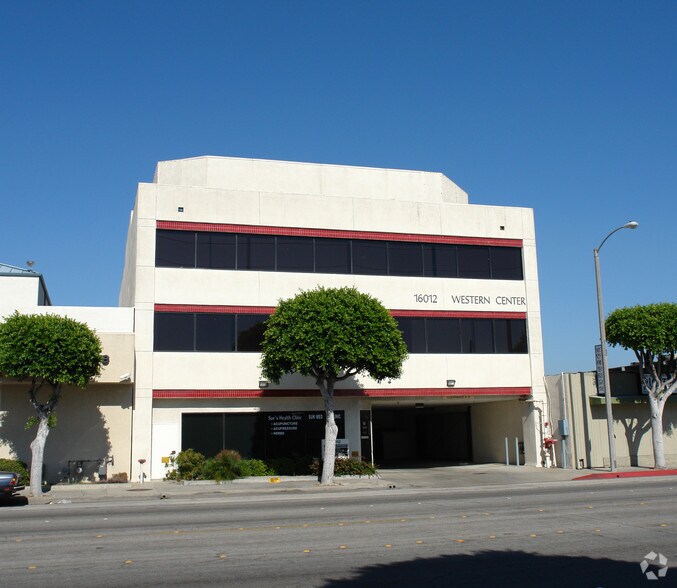 More Photos Of 16012 Western Ave, Gardena Office For Lease