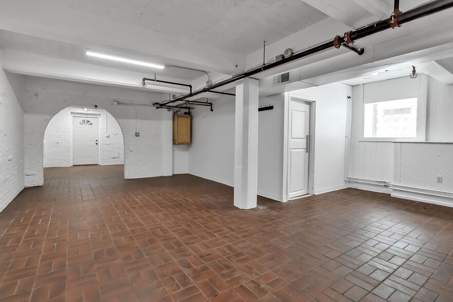 More Photos Of 84 Sweeney St, North Tonawanda Apartments For Lease