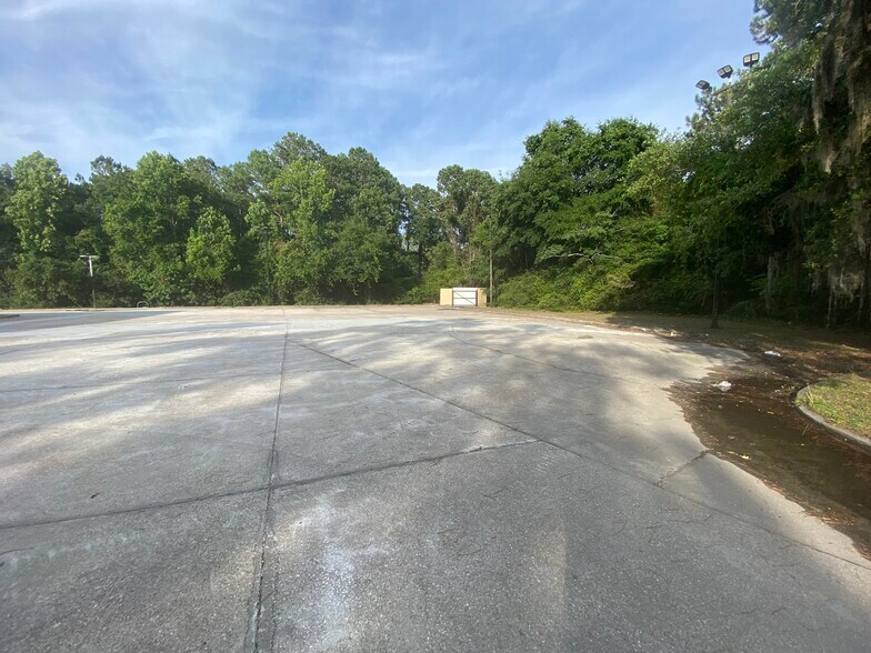 More Photos Of 9842 Ocean Hwy, Pawleys Island Convenience Store For Sale