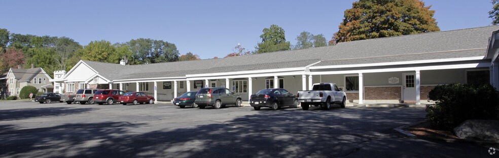 More Photos Of 131 Main St, Lancaster Medical For Lease