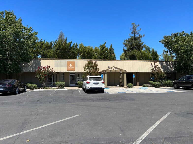 More Photos Of 866 Plumas St, Yuba City Medical For Sale