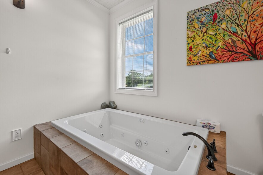 More Photos Of 639 Wagon Wheel Rd, Elk Creek Lodge Meeting Hall For Sale