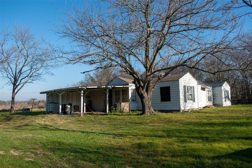 More Photos Of 4816 W State Highway 31, Corsicana Land For Sale