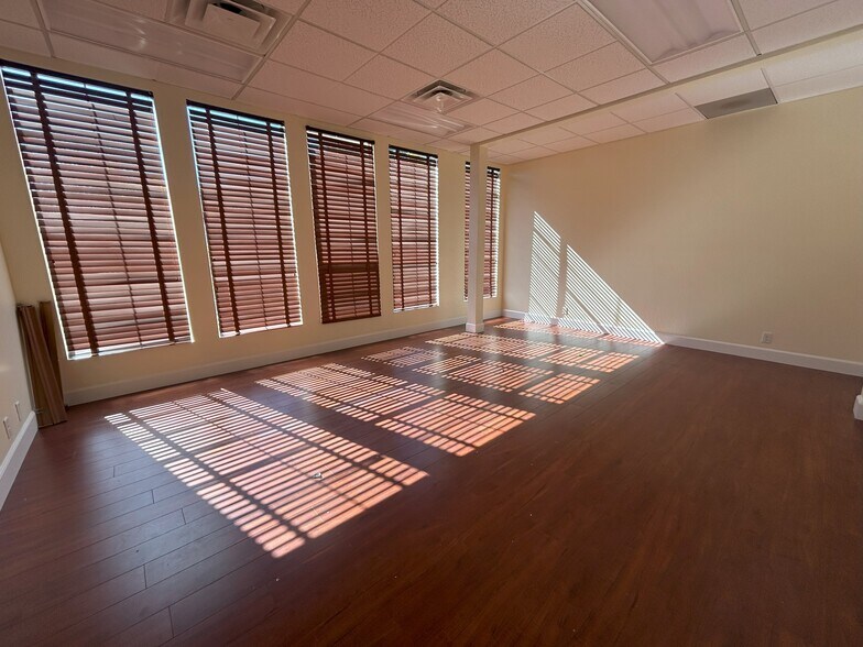 More Photos Of 6100 Plumas St, Reno Office For Sale