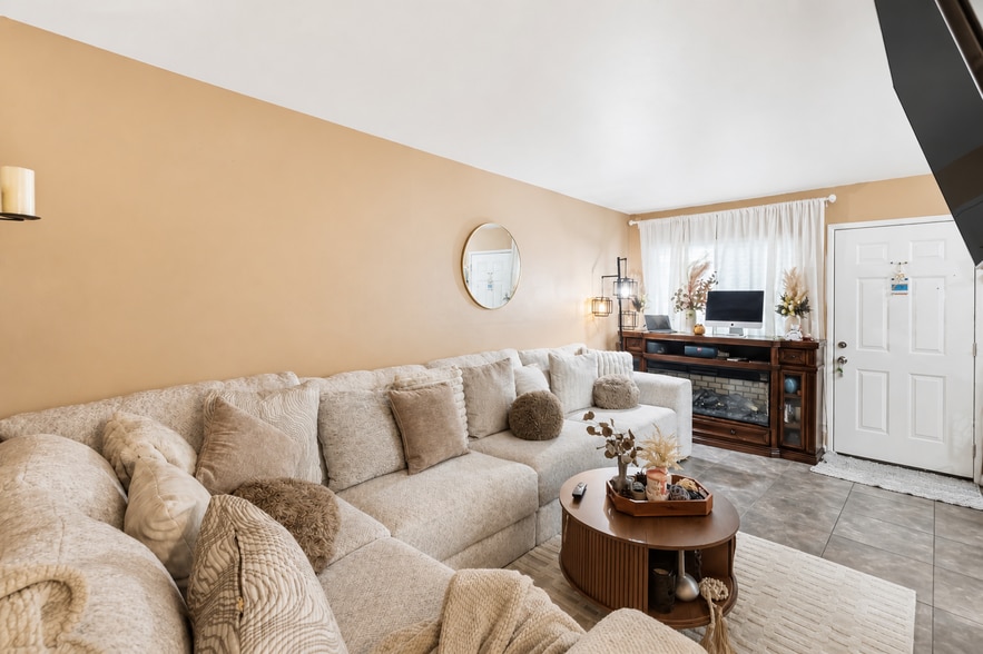 More Photos Of 1312-1322 Bulldog Ln, Fresno Apartments For Sale