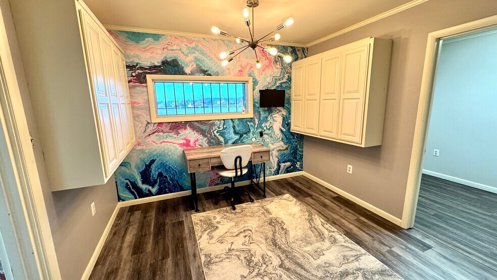 More Photos Of 211 N 5th St, Mcalester Office For Lease