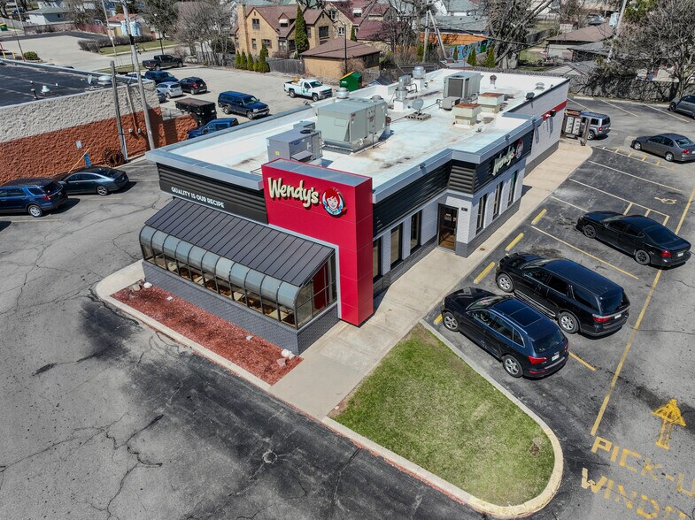 More Photos Of 4910 Washington Ave, Racine Fast Food For Sale