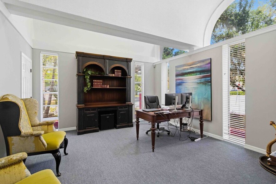 More Photos Of 1400 4th Ave, Bradenton Office Residential For Sale