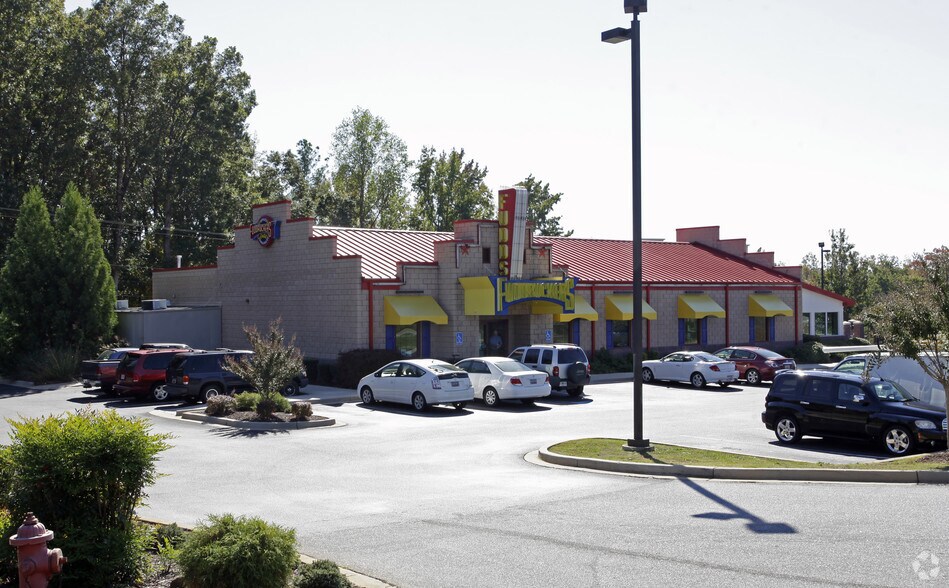 Primary Photo Of 100 Destination Blvd, Anderson Restaurant For Sale