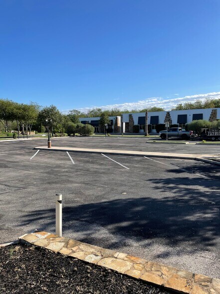 More Photos Of 1319 March Rd, San Antonio Loft Creative Space For Lease