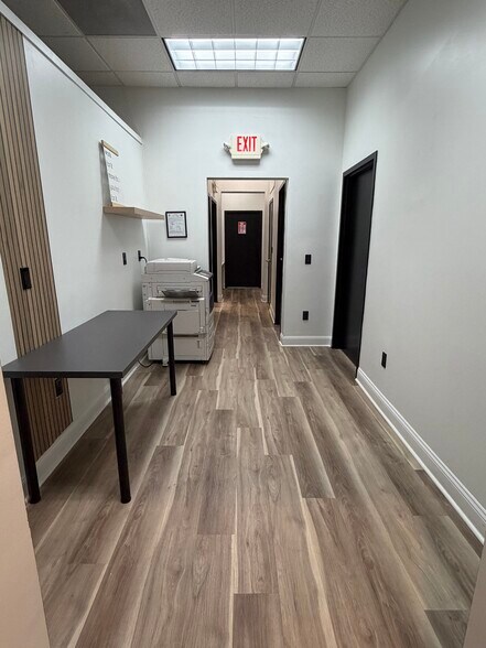 More Photos Of 8751 Commodity Cir, Orlando Medical For Lease